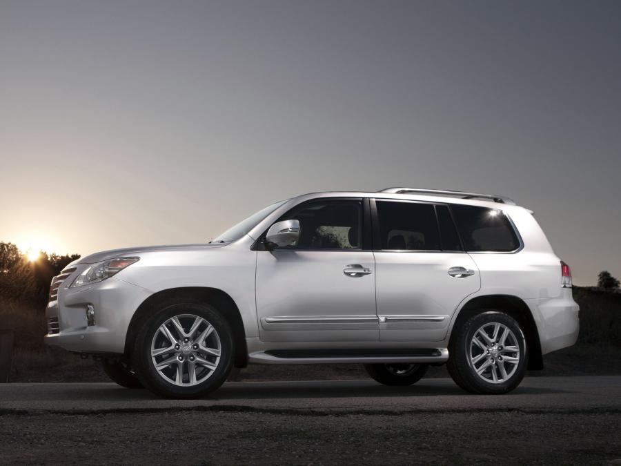  Lexus LX570 2012 года  (фото 4 из 53)